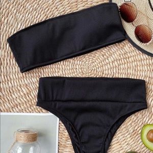 SHEIN Ribbed Bandeau Cheeky Bikini Set
